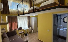 Auto Tana Guest House